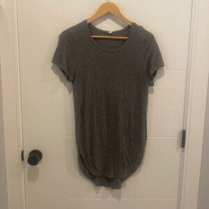Aritzia Wilfred short sleeve  shirt Size XXS